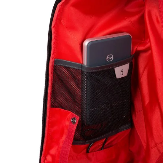 BagMotic Раница на 2 колела с отделение за 15,6 лаптоп и iPad® в черен цвят