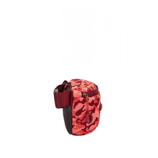 Neoknit чантичка за през кръст цвят червен камуфлаж